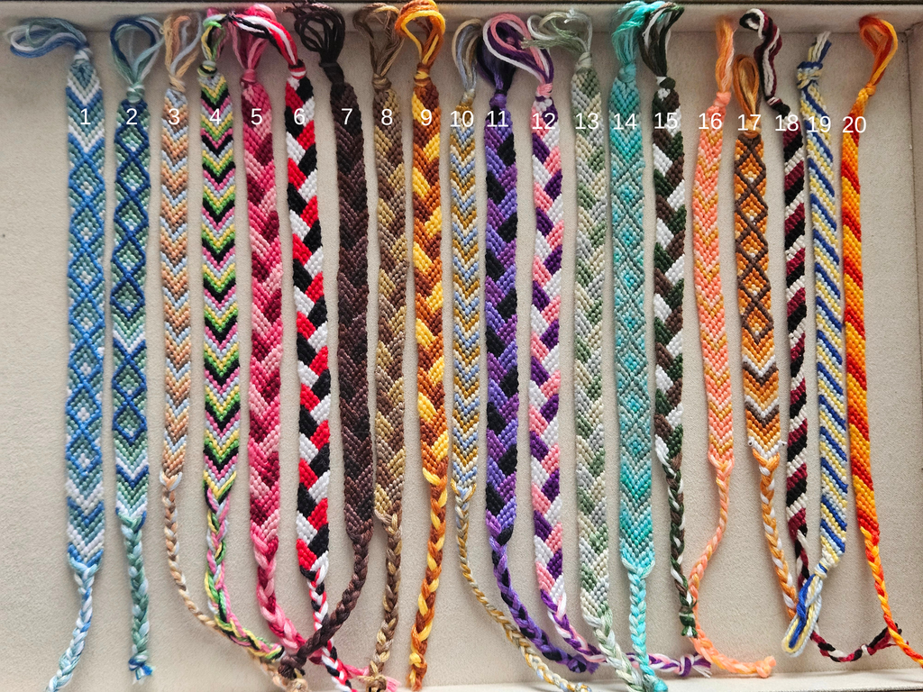 Yarn Friendship Bracelets | Endless Summer Styles