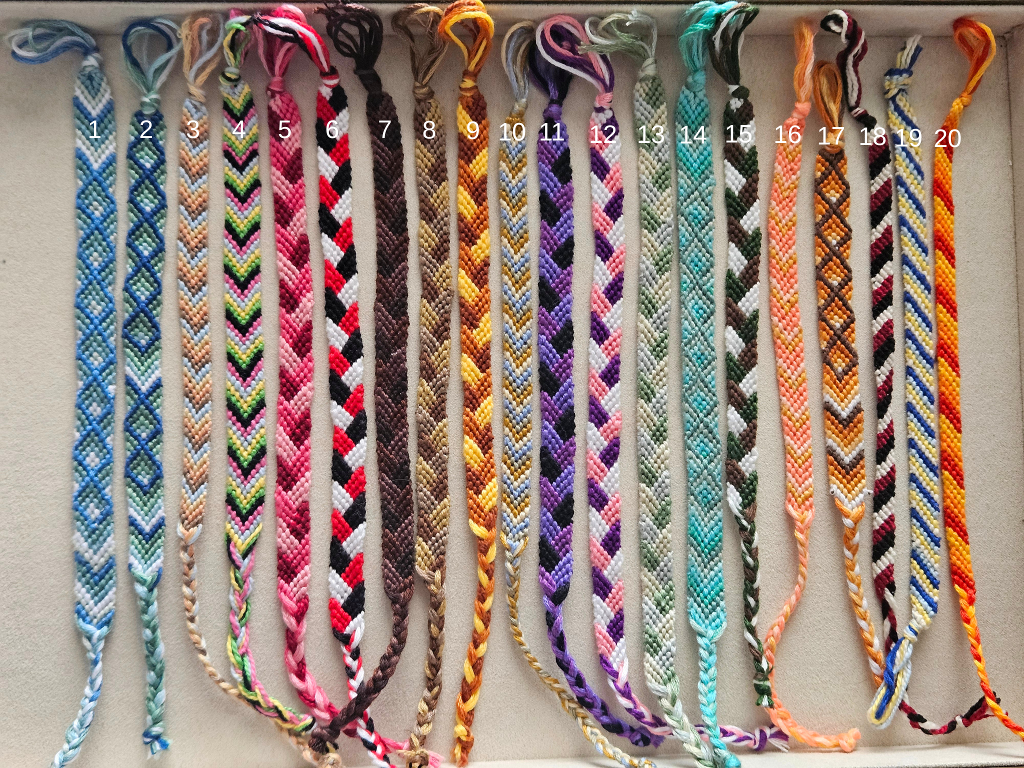 Yarn Friendship Bracelets | Endless Summer Styles