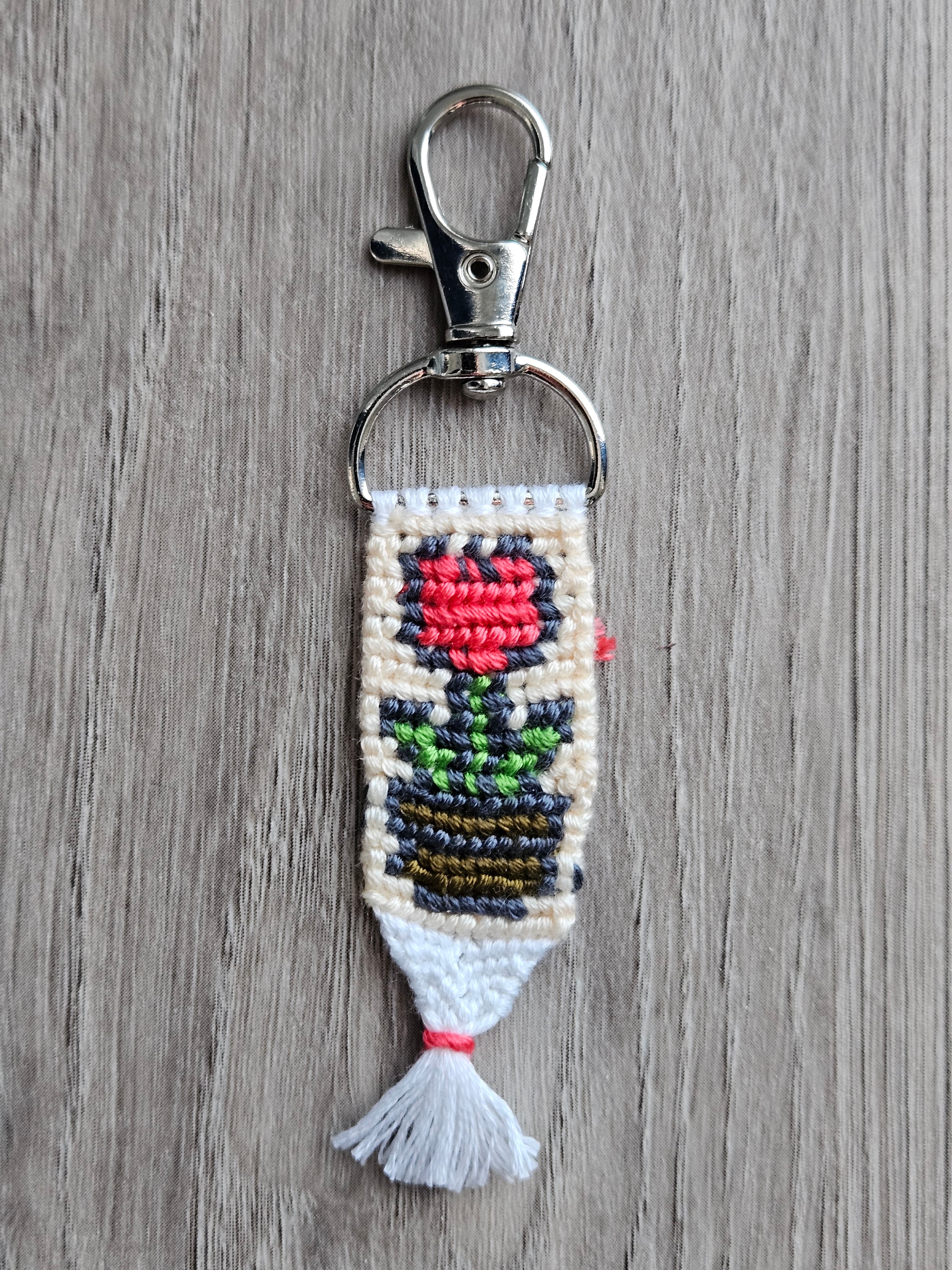 Flower Pot Hand-Knotted Alpha Keychain