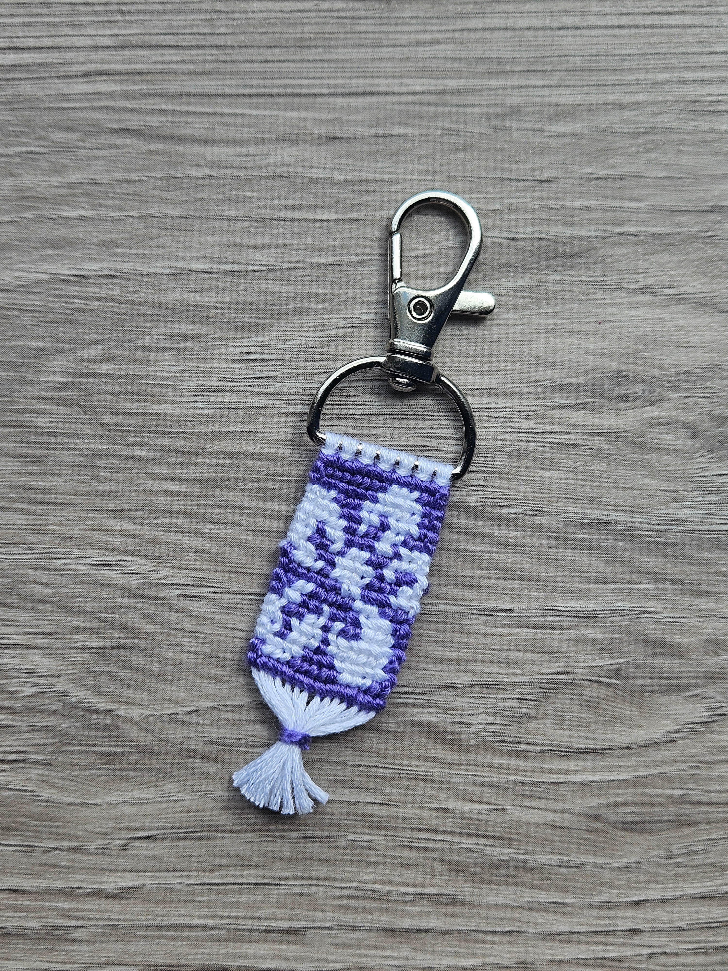 Hibiscus Flower Hand-Knotted Alpha Keychain