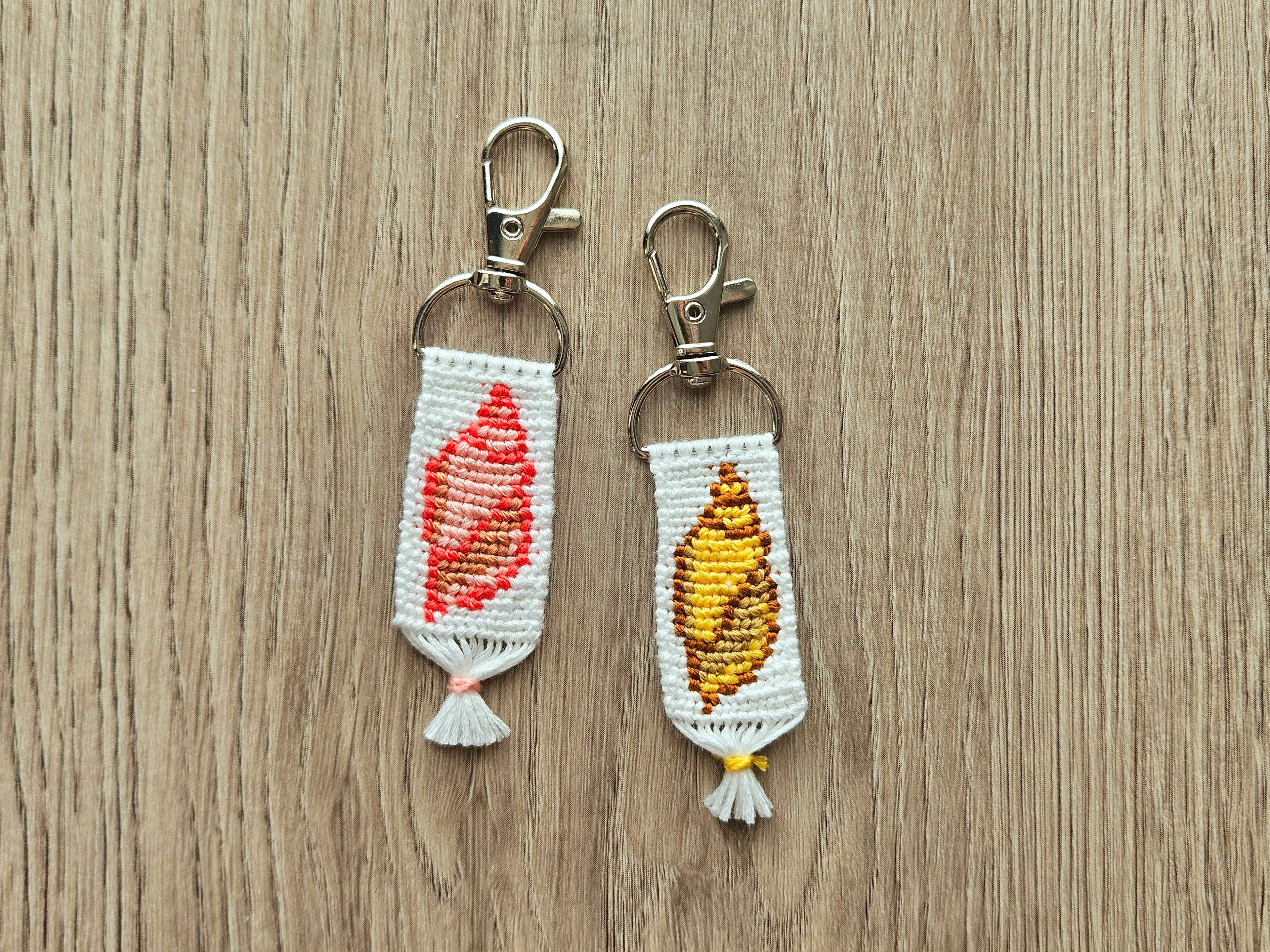 Seashell Hand-Knotted Alpha Keychain