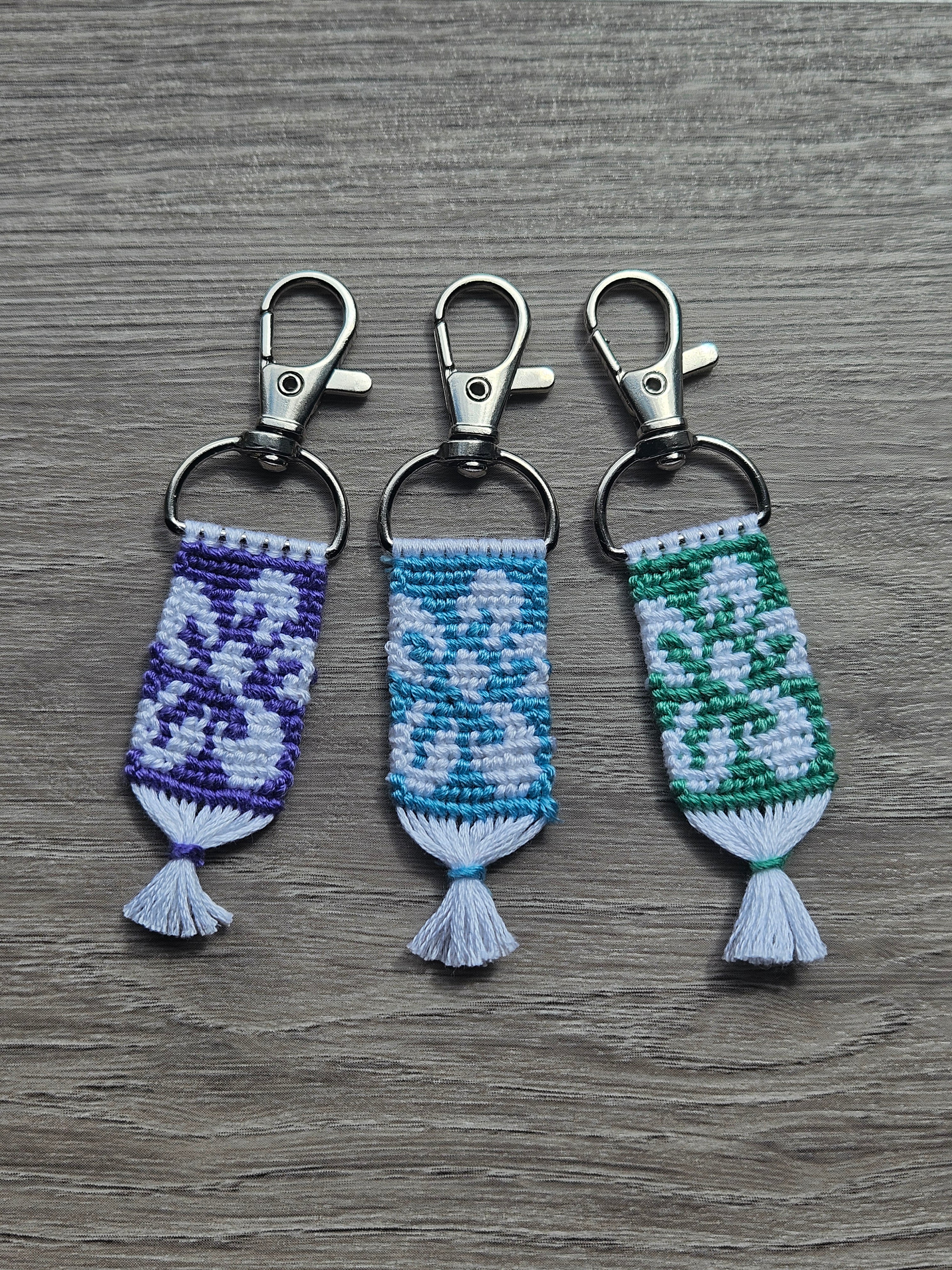 Hibiscus Flower Hand-Knotted Alpha Keychain