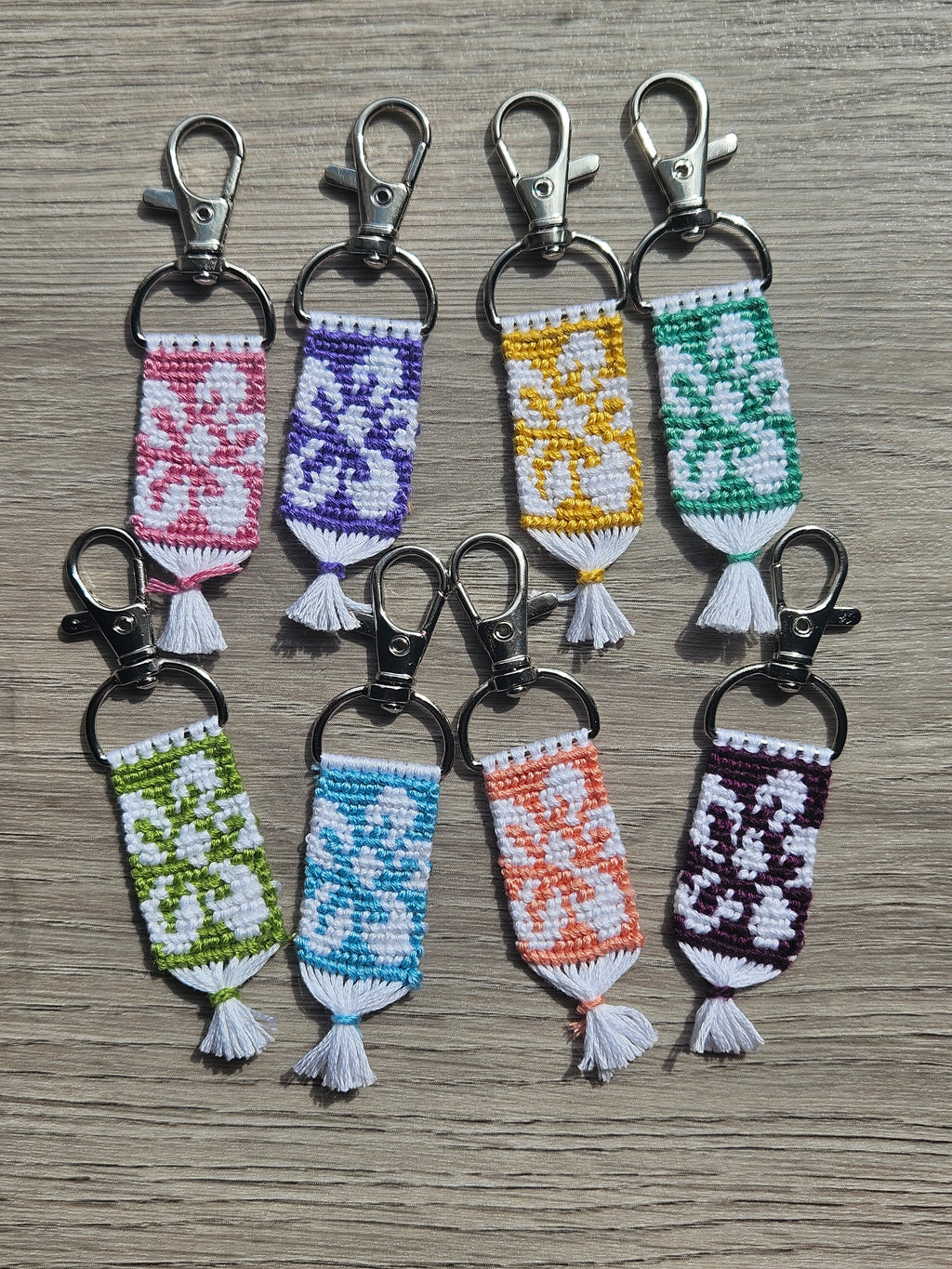 Hibiscus Flower Hand-Knotted Alpha Keychain