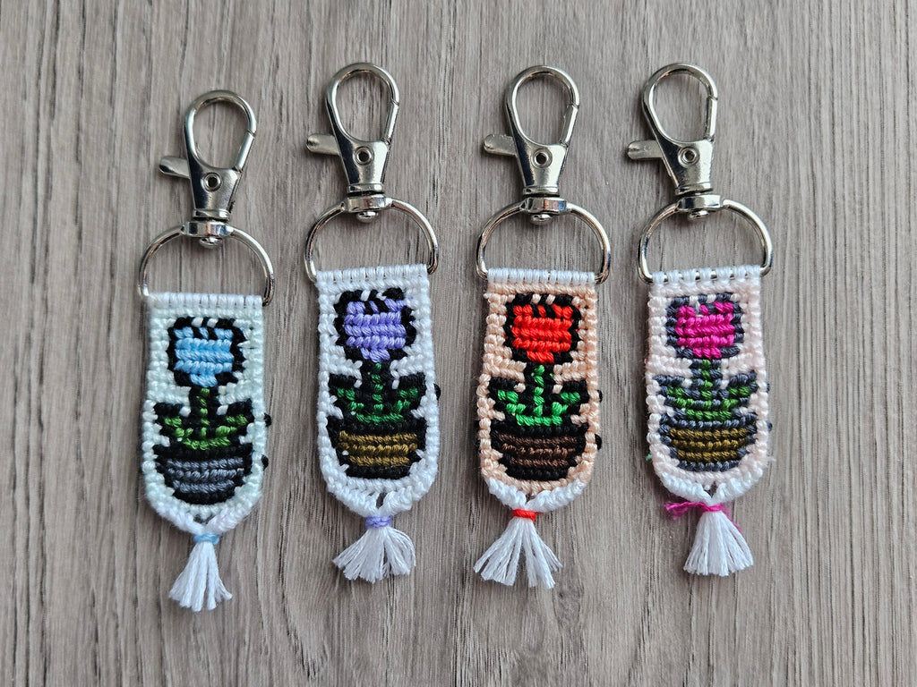 Flower Pot Hand-Knotted Alpha Keychain
