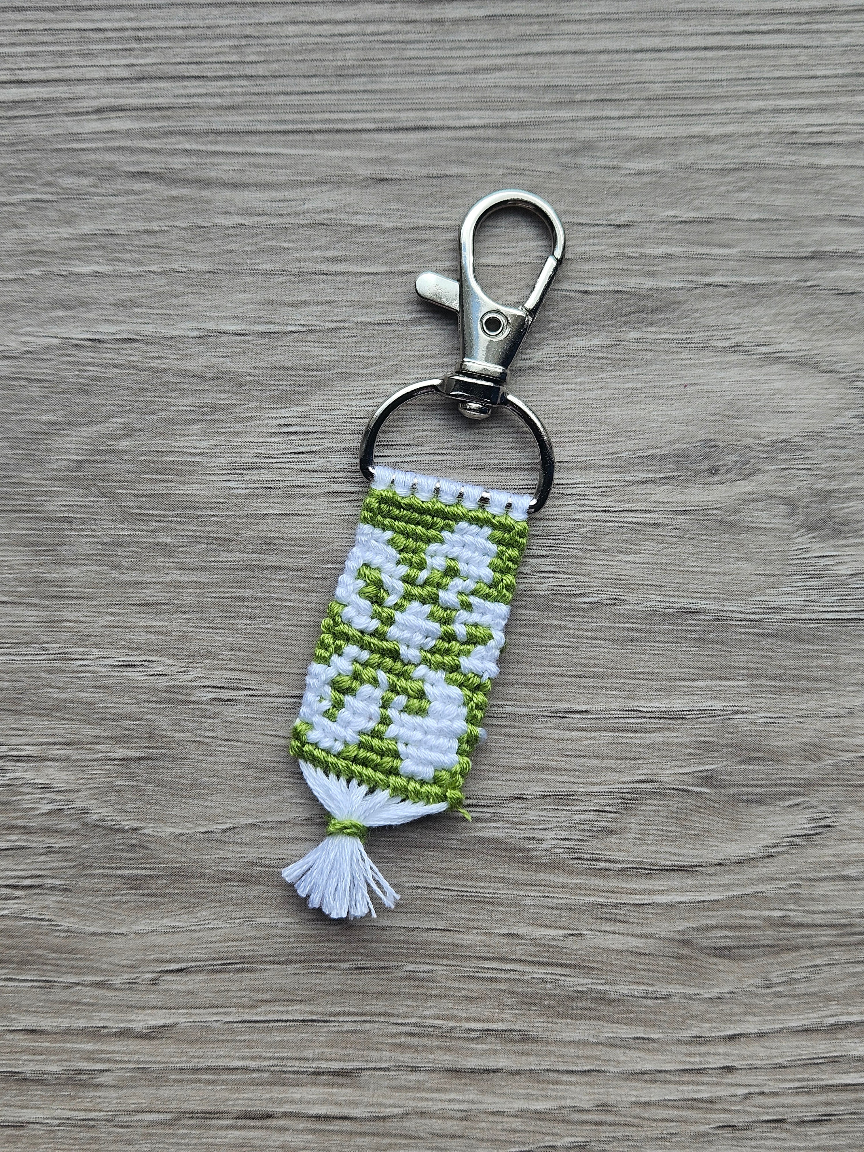 Hibiscus Flower Hand-Knotted Alpha Keychain