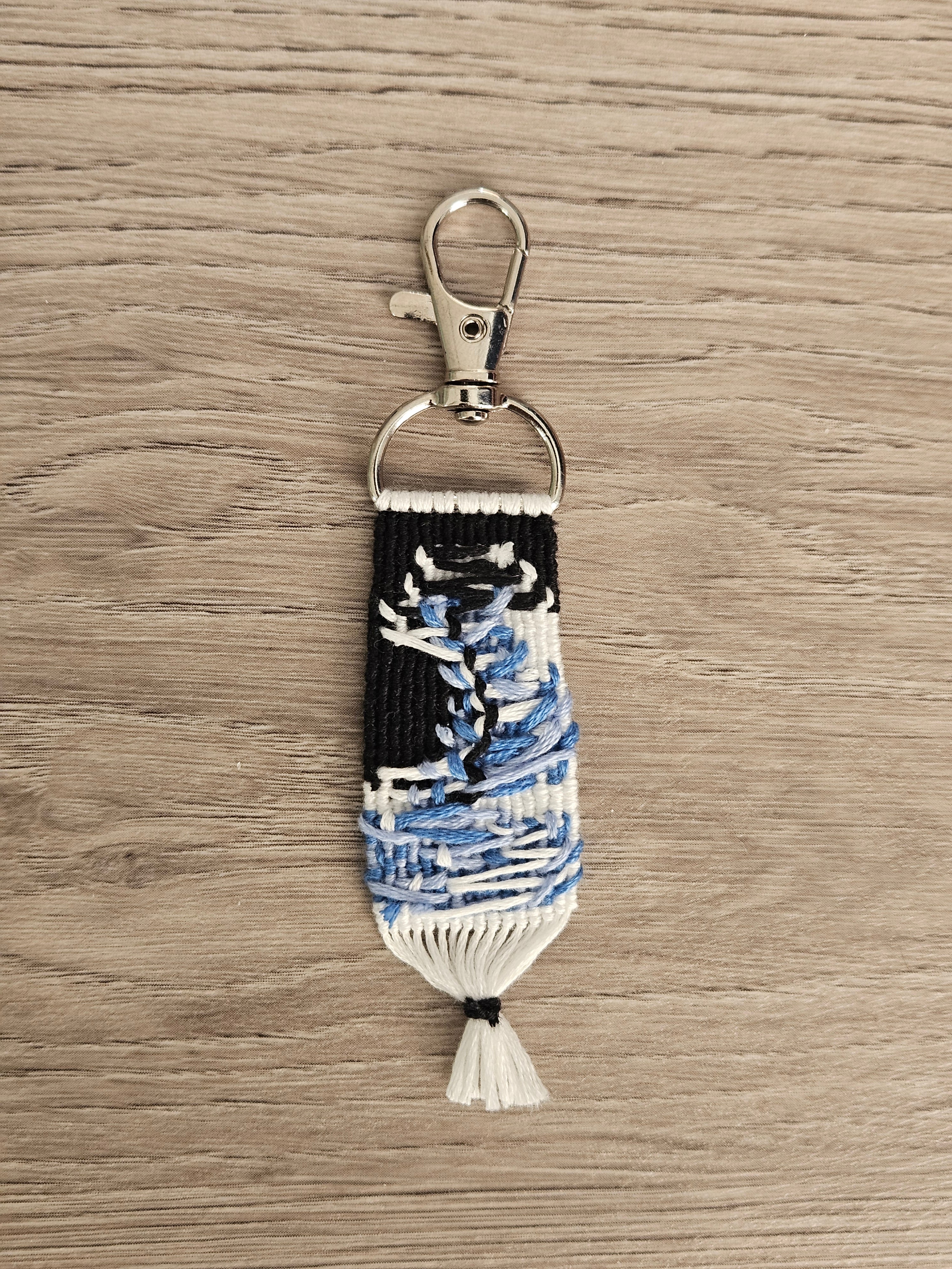 Wave Hand-Knotted Alpha Keychain