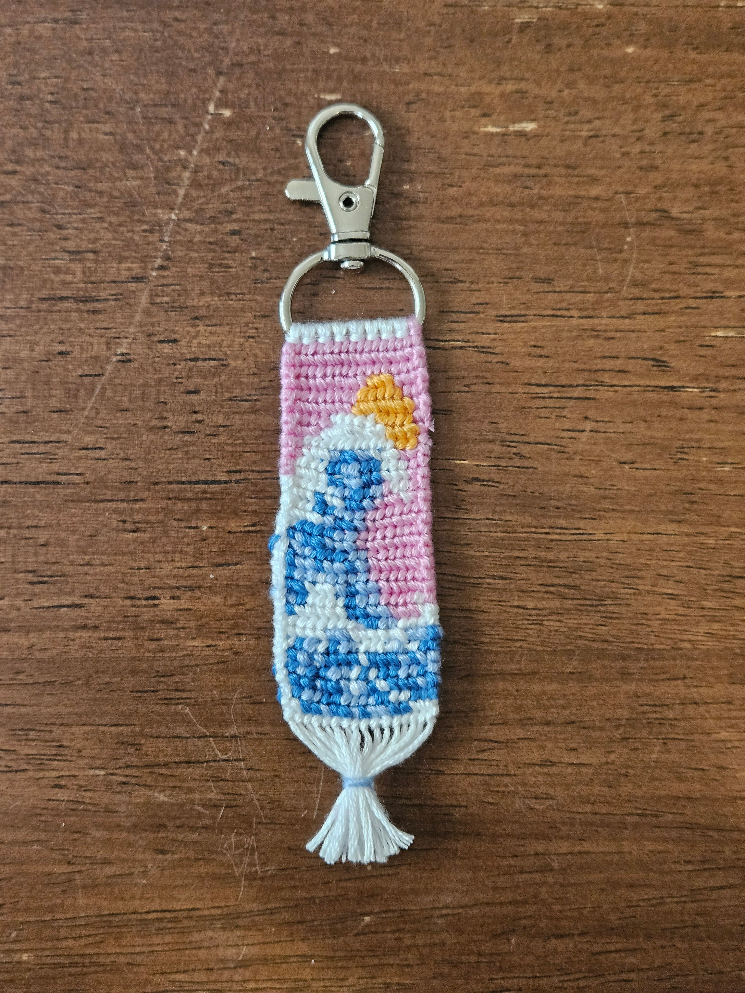 Wave Hand-Knotted Alpha Keychain