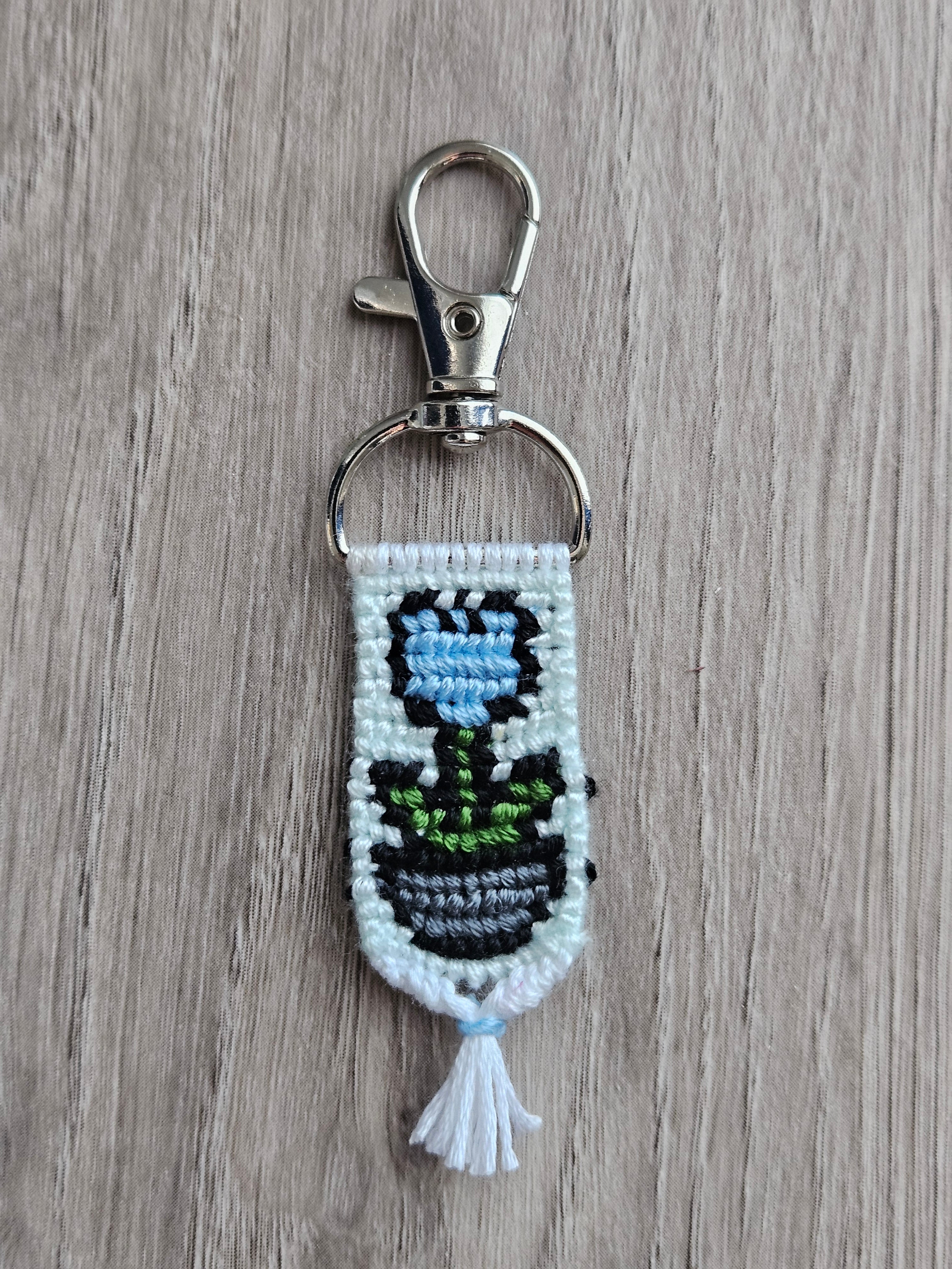 Flower Pot Hand-Knotted Alpha Keychain